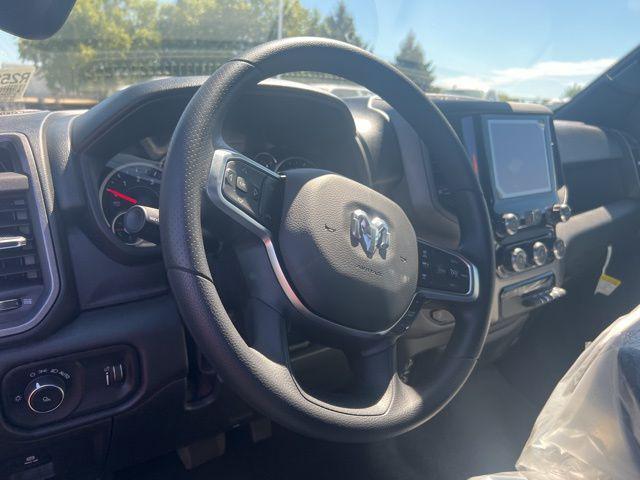new 2025 Ram 1500 car, priced at $39,615