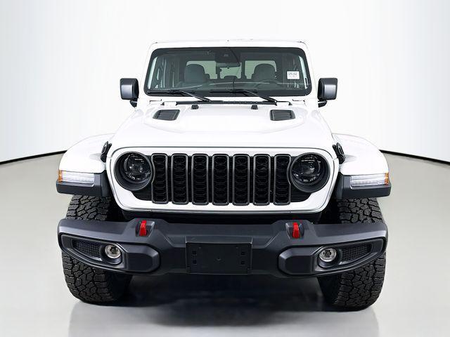 new 2025 Jeep Gladiator car, priced at $49,505