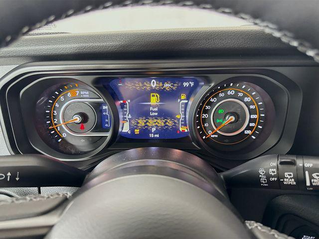 new 2025 Jeep Wrangler car, priced at $46,075