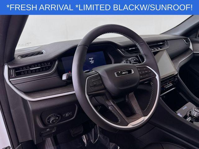 new 2025 Jeep Grand Cherokee car, priced at $43,640
