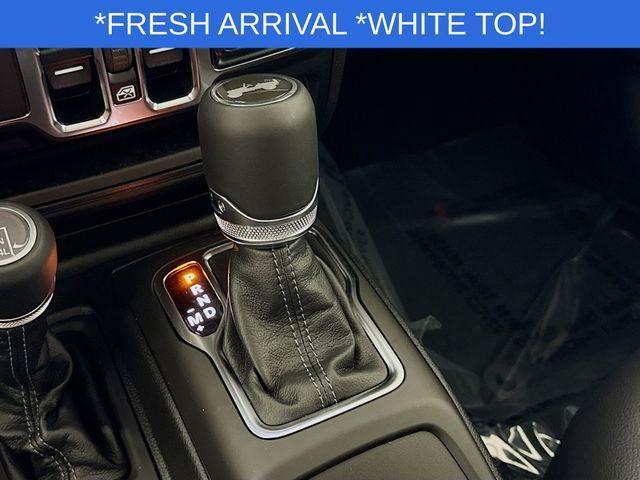 new 2025 Jeep Wrangler car, priced at $46,525