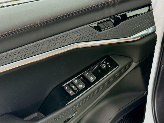 new 2025 Jeep Wagoneer S car, priced at $51,195
