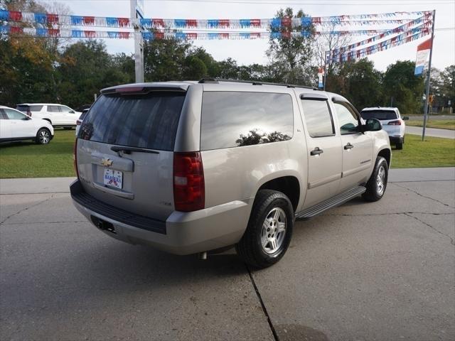 used 2007 Chevrolet Suburban car, priced at $9,835