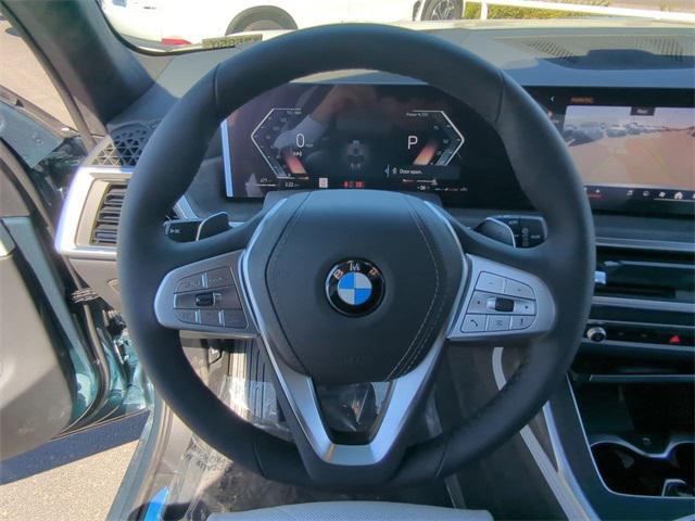 new 2025 BMW X7 car, priced at $90,950