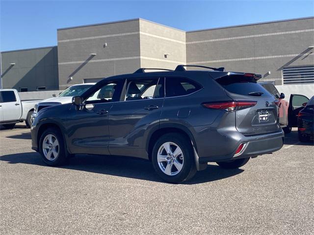 used 2022 Toyota Highlander car, priced at $36,988