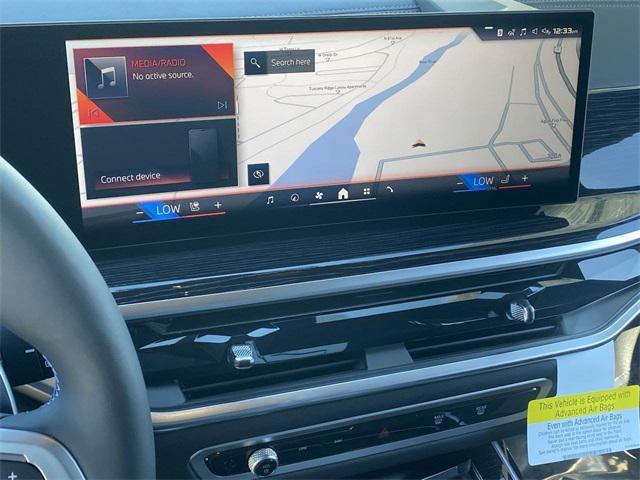 new 2025 BMW X7 car, priced at $119,370