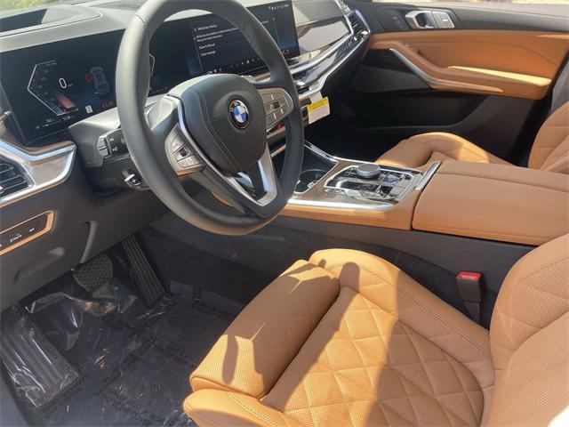 new 2026 BMW X7 car, priced at $93,125
