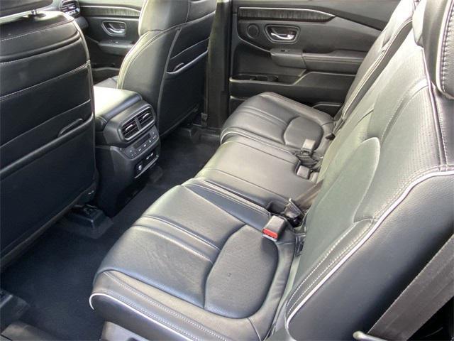 used 2023 Honda Pilot car, priced at $40,579