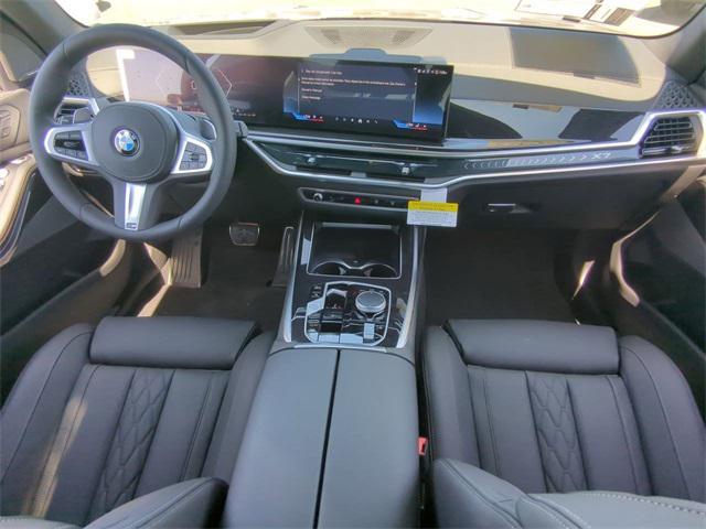 new 2025 BMW X7 car, priced at $98,175