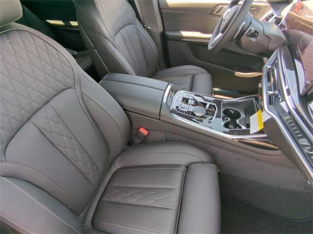 new 2025 BMW X7 car, priced at $98,175