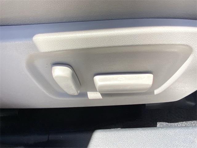 used 2015 Toyota Highlander car, priced at $16,987