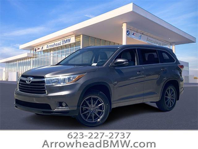 used 2015 Toyota Highlander car, priced at $16,354