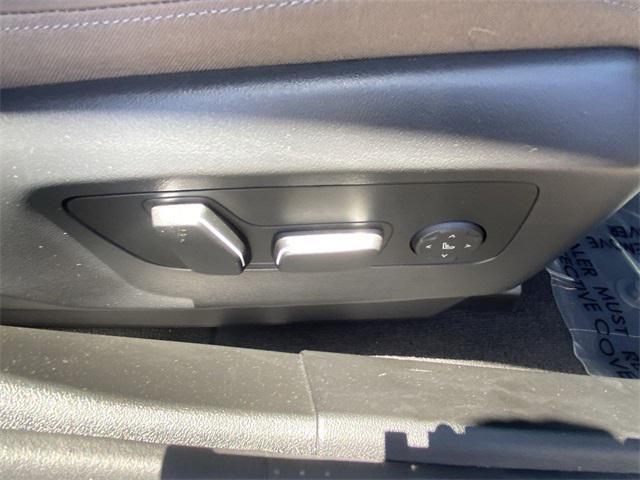 used 2025 BMW 550e car, priced at $66,291