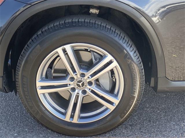 used 2021 Mercedes-Benz GLC 300 car, priced at $18,852
