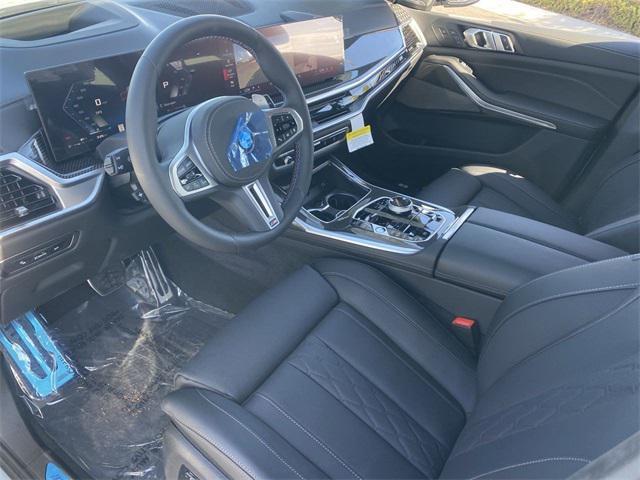 new 2025 BMW X7 car, priced at $121,395