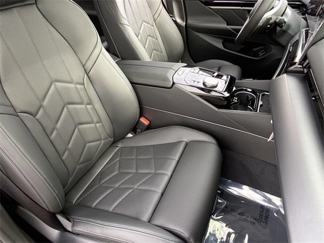 new 2025 BMW 530 car, priced at $60,575
