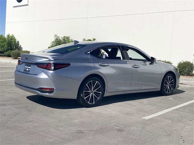 used 2022 Lexus ES 300h car, priced at $39,437