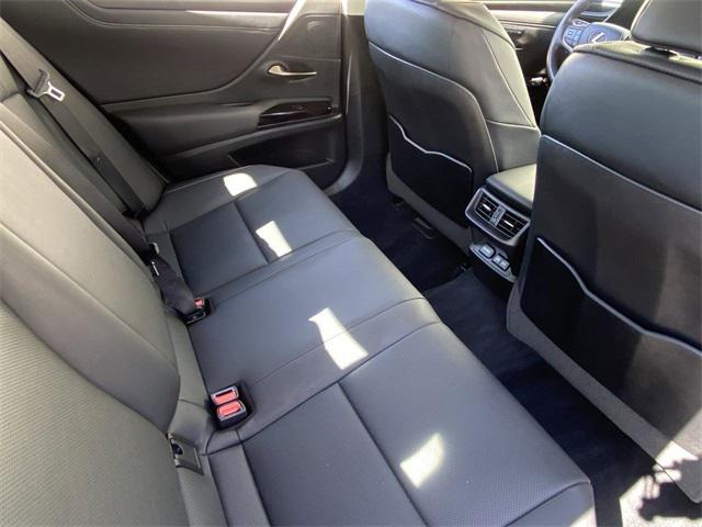 used 2022 Lexus ES 300h car, priced at $39,437