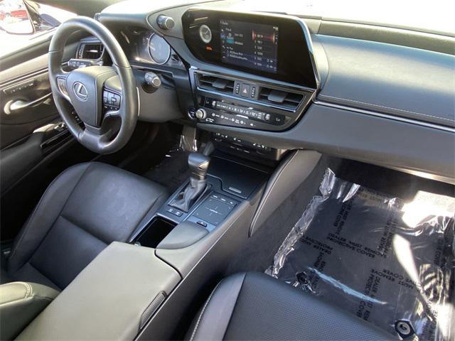 used 2022 Lexus ES 300h car, priced at $36,428