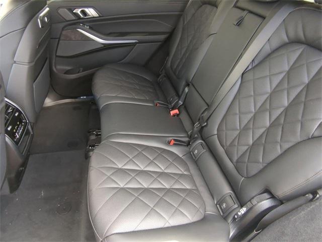new 2025 BMW X7 car, priced at $89,300