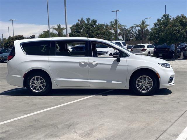 used 2024 Chrysler Pacifica car, priced at $29,636