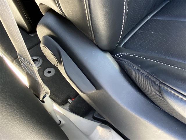 used 2023 Chrysler Pacifica car, priced at $24,301