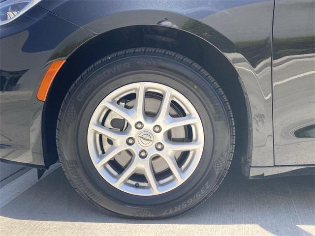 used 2023 Chrysler Pacifica car, priced at $23,858