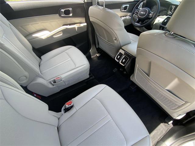 used 2023 Kia Sorento car, priced at $33,597