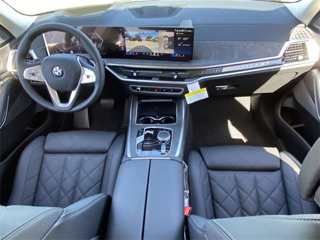 new 2026 BMW X7 car, priced at $89,425