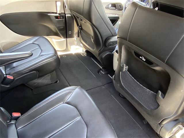 used 2024 Chrysler Pacifica car, priced at $28,539