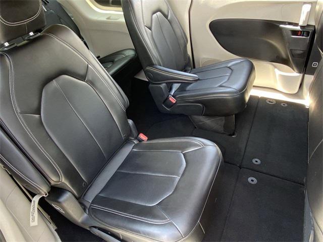 used 2024 Chrysler Pacifica car, priced at $29,889