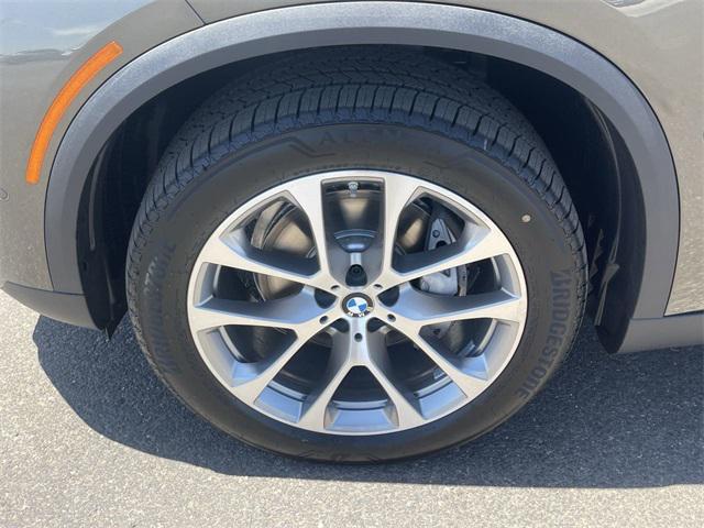new 2026 BMW X5 car, priced at $69,425