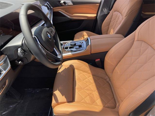 new 2026 BMW X7 car, priced at $93,675