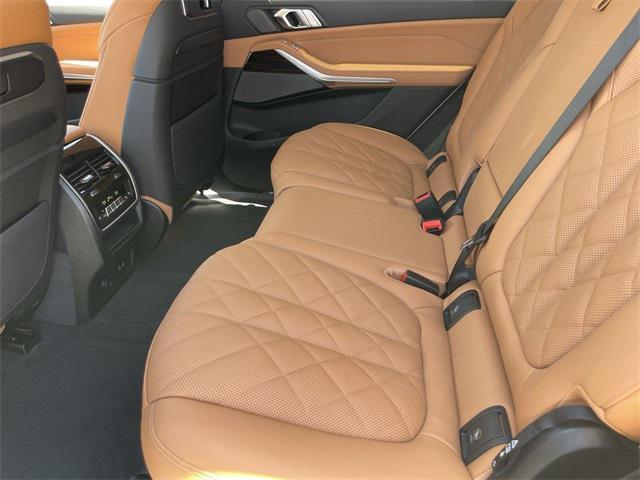 new 2026 BMW X7 car, priced at $93,675