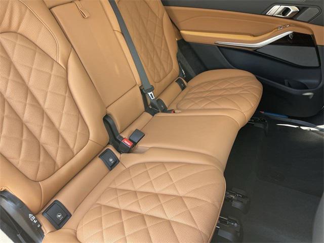 new 2026 BMW X7 car, priced at $93,675