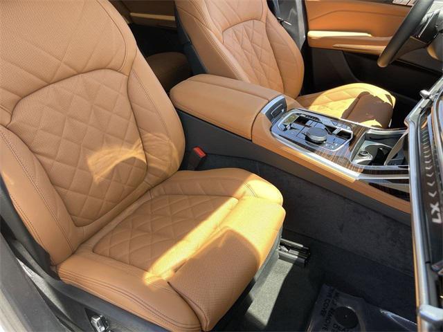 new 2026 BMW X7 car, priced at $93,675