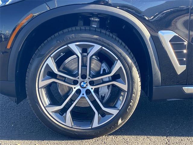 new 2025 BMW X5 car, priced at $71,525