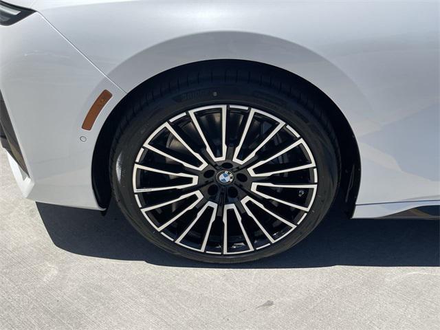 new 2025 BMW 760 car, priced at $129,025