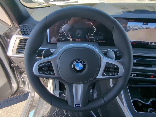 new 2025 BMW X7 car, priced at $94,400
