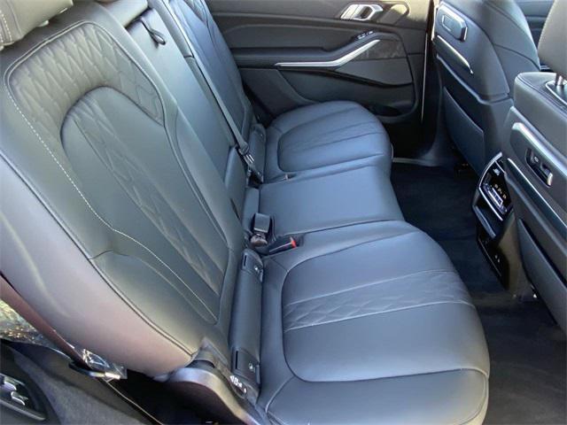 new 2025 BMW X7 car, priced at $115,670