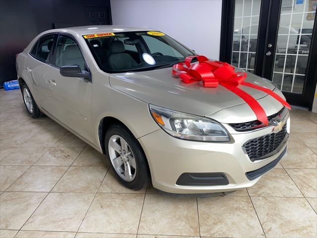 used 2015 Chevrolet Malibu car, priced at $10,495