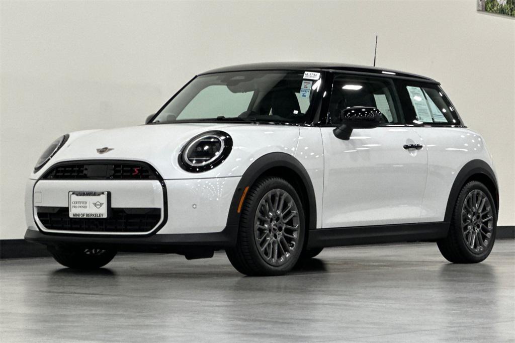 used 2025 MINI Hardtop car, priced at $29,500