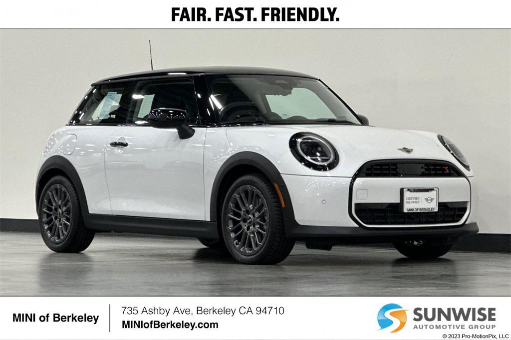 used 2025 MINI Hardtop car, priced at $29,500