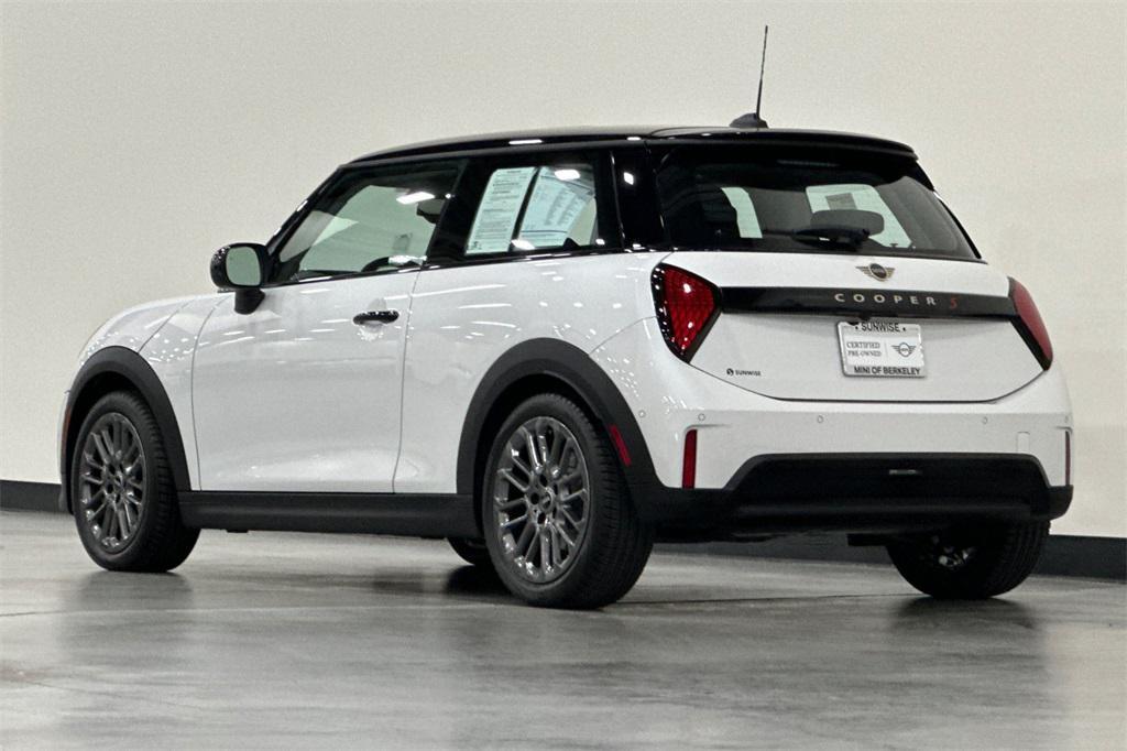 used 2025 MINI Hardtop car, priced at $29,500