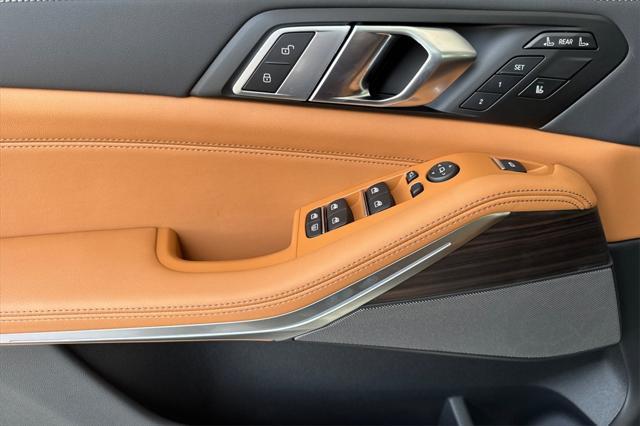 new 2026 BMW X7 car, priced at $96,475