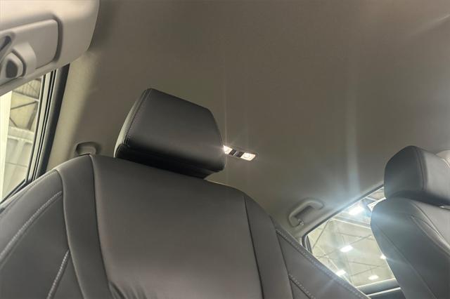 used 2019 Honda Clarity Plug-In Hybrid car, priced at $23,000