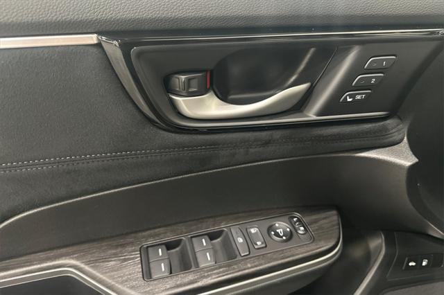 used 2019 Honda Clarity Plug-In Hybrid car, priced at $23,000
