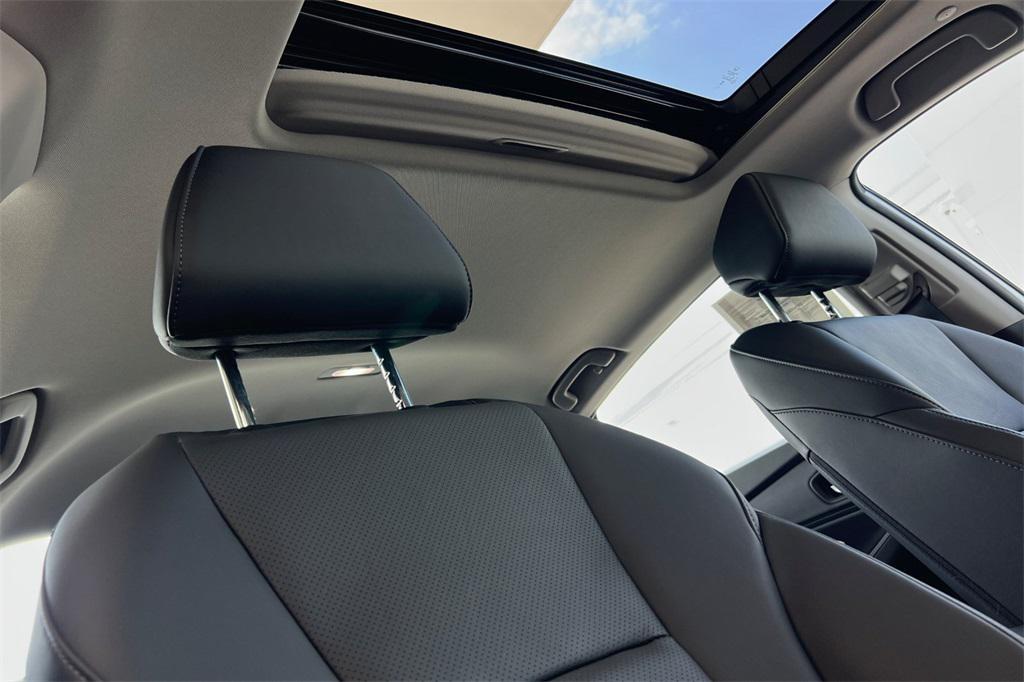used 2025 Honda Accord Hybrid car, priced at $35,500