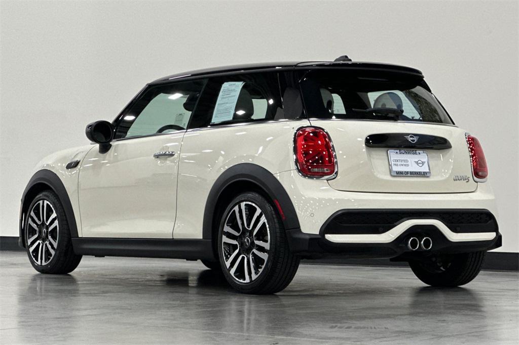 used 2023 MINI Hardtop car, priced at $27,500