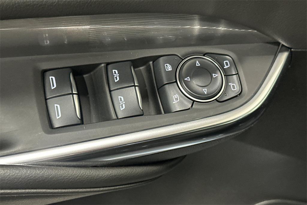 used 2025 Cadillac XT4 car, priced at $35,500